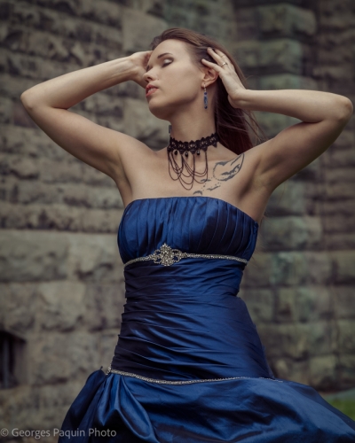 La robe bleue